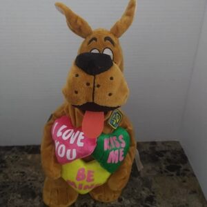 Scooby Doo Animatronic Musical Valentine's Plush